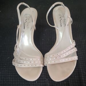 Touch of Nina Women's Cream Embellished Heels